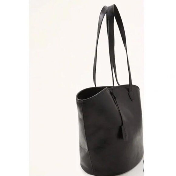 Abercrombie & Fitch Black Vegan Leather Tote Bag NWT - Picture 2 of 12